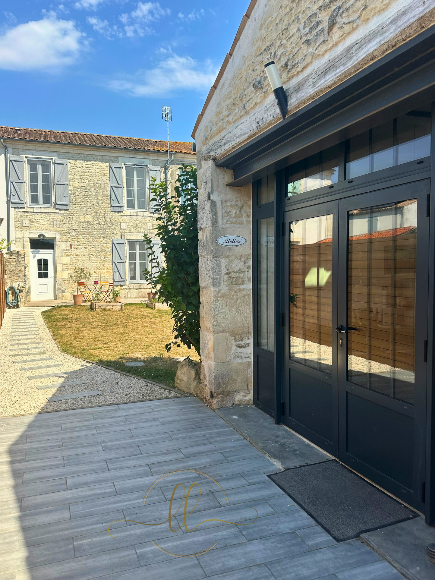 VILLEDOUX - MAISON 5 PIECES - PISCINE + DÉPENDANCE 40M2